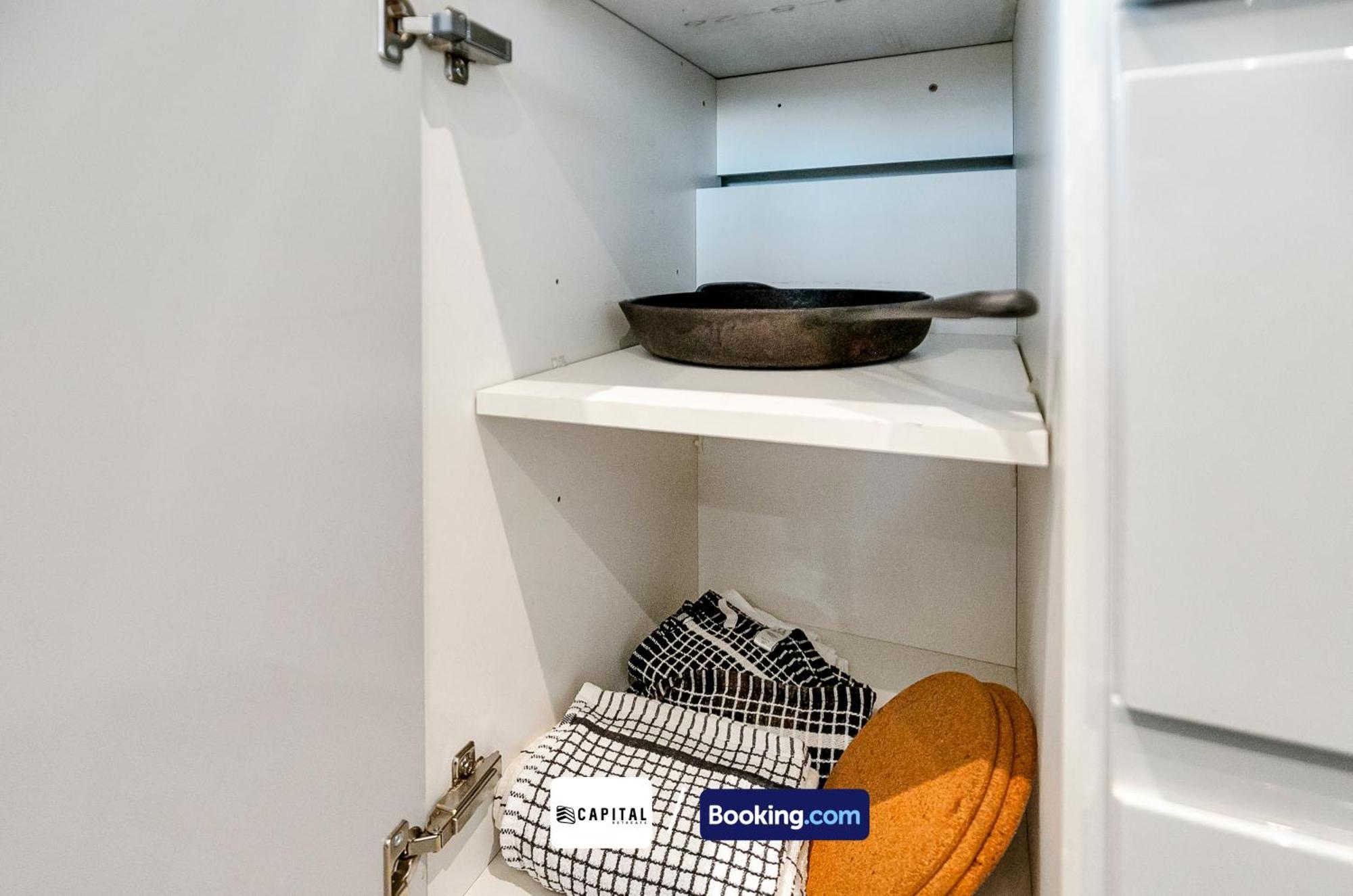 Apartment Last-minute Grabs L Cozy In Camden Town By Capital Retreats Short Lets & Serviced With Balcony, Free Wifi *