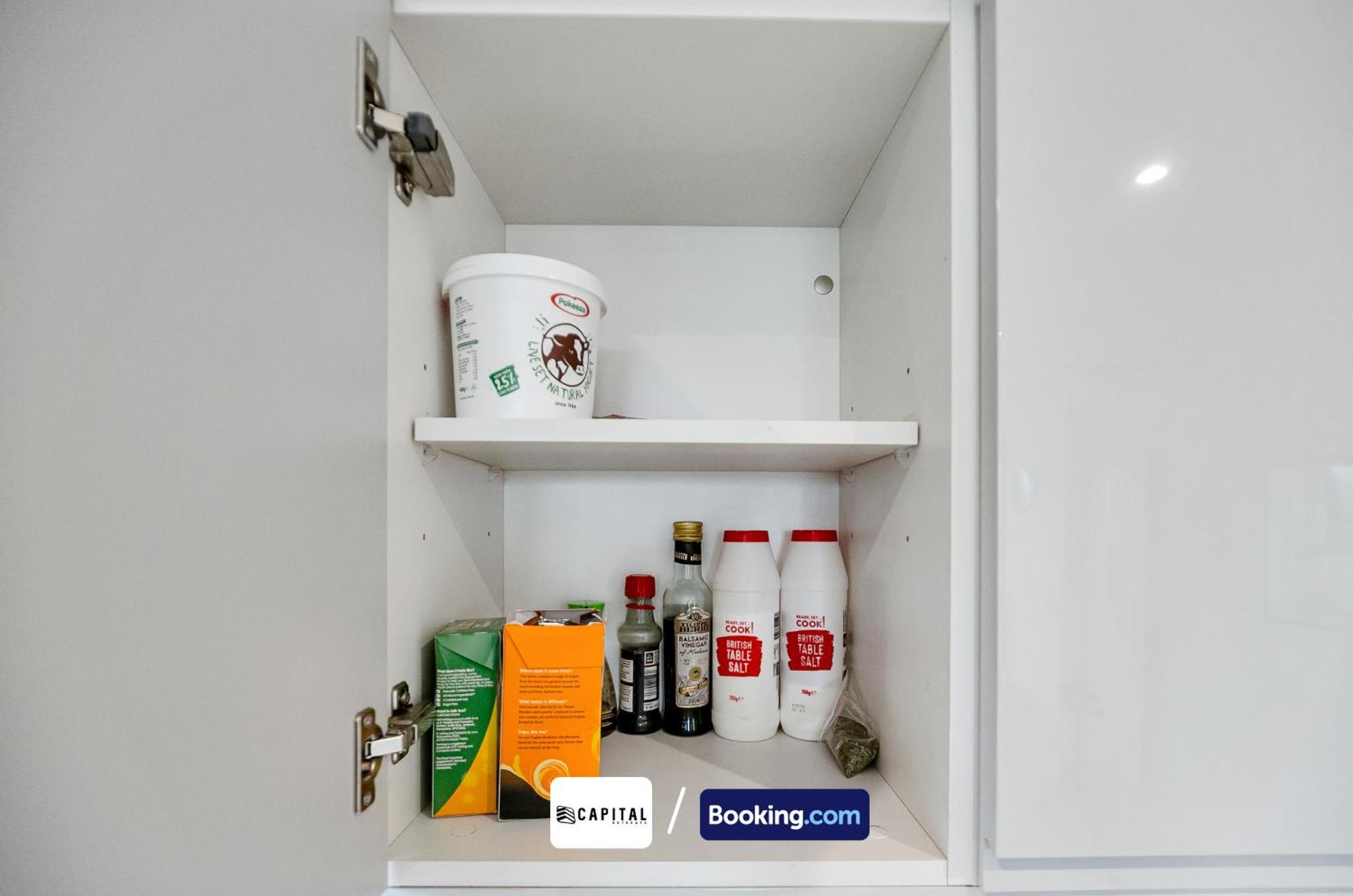 Last-minute Grabs L Cozy In Camden Town By Capital Retreats Short Lets & Serviced With Balcony, Free Wifi Apartment *